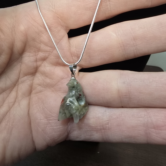 Dragon Blood Stone Crystal Dragon's Head Pendant - Picture 5 of 7
